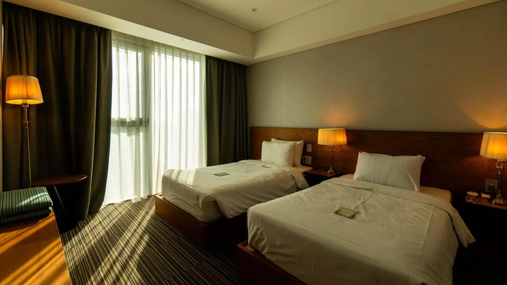 Incheon Airport Global Hotel & Suites 4*,  South Korea
